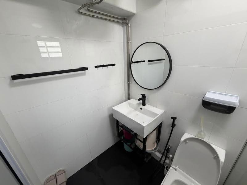 123 Rivervale Drive, 123 Rivervale Drive, Hougang / Punggol / Sengkang, 3 Bedrooms, 1,228 sqft, HDB Flat For Sale, by Wynn Yse, 500252259 - Bathroom - PropertyGuru.com.sg