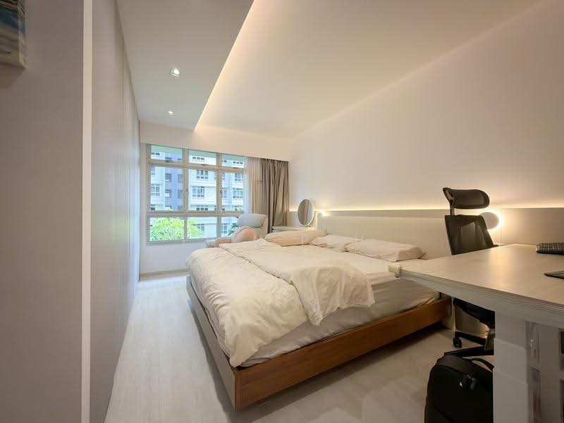 222B Bedok North Drive, 222B Bedok North Drive, Bedok / Upper East Coast, 3 Bedrooms, 990 sqft, HDB Flat For Sale, by Erin Poh, 500252274 - Master Bedroom - PropertyGuru.com.sg