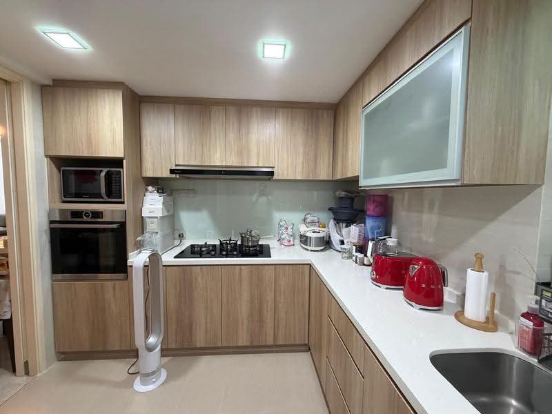 Dahlia Park Condo, 7 Flora Drive, Changi Airport / Changi Village, 2 Bedrooms, 1,292 sqft, Condominium For Sale, by Chris Chee, 500252291 - Kitchen - PropertyGuru.com.sg