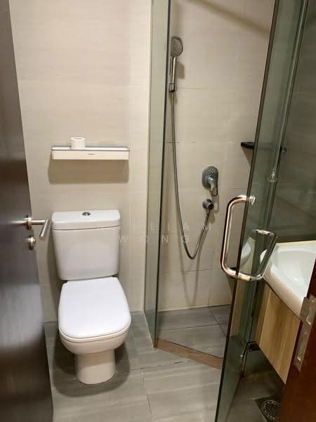 NottingHill Suites, 29A Toh Tuck Road, Clementi Park / Upper Bukit Timah, 1 Bedroom, 527 sqft, Apartment For Sale, by William Wong, 500252296 - Bathroom - PropertyGuru.com.sg