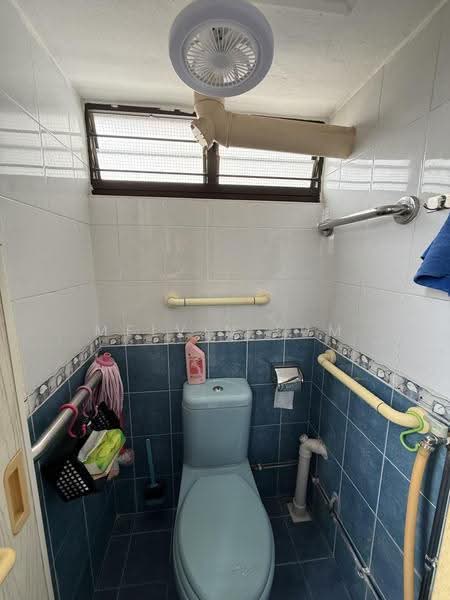 187 Boon Lay Avenue, 187 Boon Lay Avenue, Boon Lay / Jurong / Tuas, 2 Bedrooms, 635 sqft, HDB Flat For Sale, by Melvin Lum, 500252299 - Bathroom - PropertyGuru.com.sg
