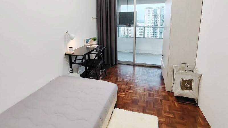 Ridgewood Condominium, 1 Ridgewood Close, Tanglin / Holland / Bukit Timah, Room Rental, 100 sqft, Condominium For Rent, by Bespoke Habitat Pte Ltd, 500252306 - 16-04 PRS1 - PropertyGuru.com.sg