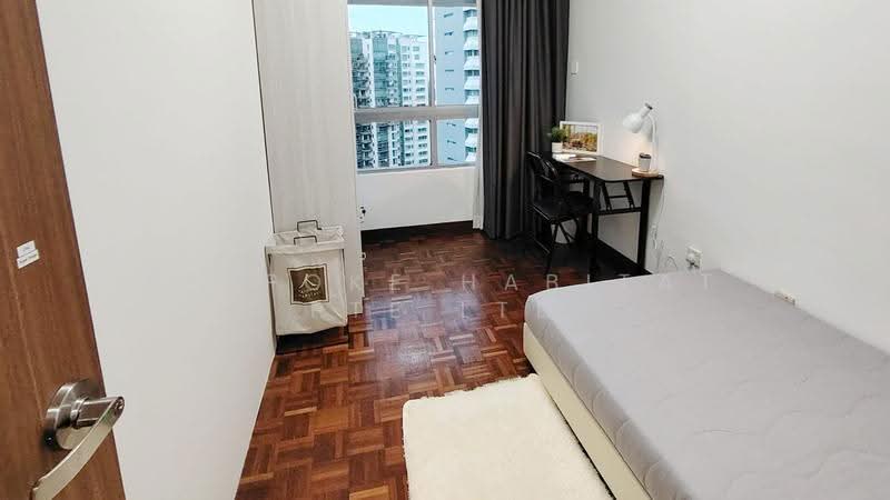 Ridgewood Condominium, 1 Ridgewood Close, Tanglin / Holland / Bukit Timah, Room Rental, 100 sqft, Condominium For Rent, by Bespoke Habitat Pte Ltd, 500252306 - 16-04 CR4 - PropertyGuru.com.sg