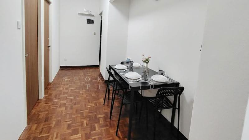 Ridgewood Condominium, 1 Ridgewood Close, Tanglin / Holland / Bukit Timah, Room Rental, 100 sqft, Condominium For Rent, by Bespoke Habitat Pte Ltd, 500252306 - 16-04 Dining Room - PropertyGuru.com.sg