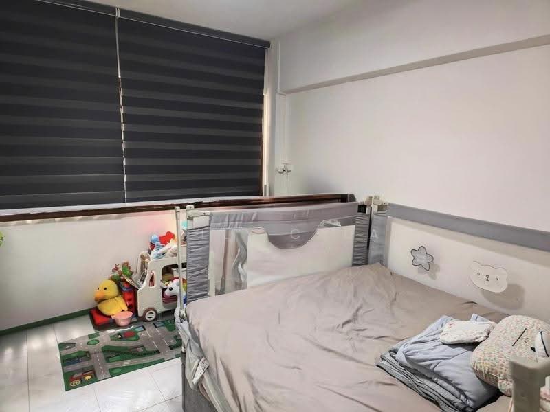 866 Yishun Street 81, 866 Yishun Street 81, Sembawang / Yishun, 4 Bedrooms, 1,366 sqft, HDB Flat For Sale, by Kelly Chua, 500252311 - Bedroom - PropertyGuru.com.sg
