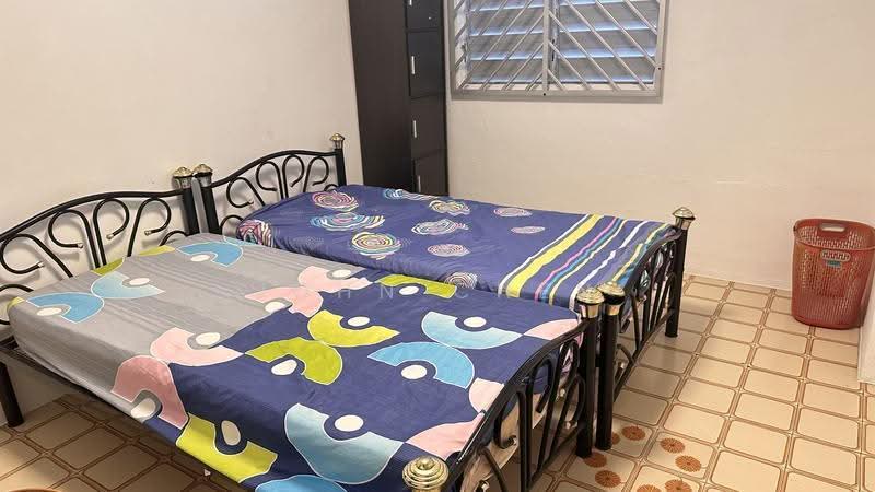 606 Bedok Reservoir Road, 606 Bedok Reservoir Road, Bedok / Upper East Coast, 2 Bedrooms, 721 sqft, HDB Flat For Rent, by John Chen, 500252313 - Bedroom - PropertyGuru.com.sg