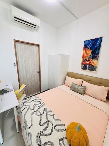 The Suites @ Central, 57B Devonshire Road, Orchard / River Valley, Room Rental, 80 sqft, Condominium For Rent, by Bunny, 500252315 - Bedroom - PropertyGuru.com.sg