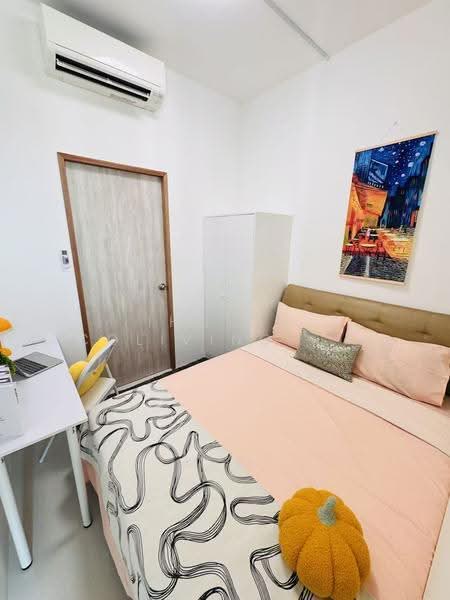 The Suites @ Central, 57B Devonshire Road, Orchard / River Valley, Room Rental, 80 sqft, Condominium For Rent, by Bunny, 500252315 - Bedroom - PropertyGuru.com.sg