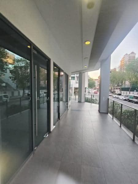Cheap mall shop @ Farrer Park | toilet | suits massage, TCM, clinic, 1, Farrer Park / Serangoon Rd, 312 sqft, Mall Shop For Rent, by James Jose Boo, 500252316 - CommercialGuru.com.sg