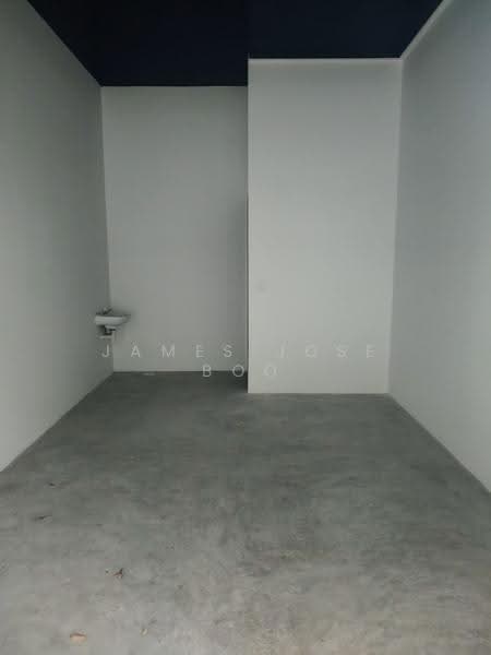Cheap mall shop @ Farrer Park | toilet | suits massage, TCM, clinic, 1, Farrer Park / Serangoon Rd, 312 sqft, Mall Shop For Rent, by James Jose Boo, 500252316 - CommercialGuru.com.sg