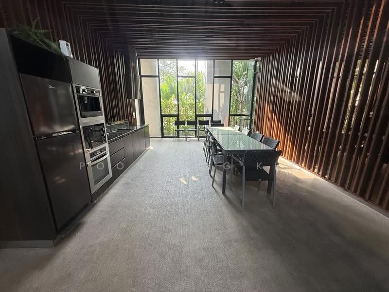 Spottiswoode Residences, 48 Spottiswoode Park Road, Chinatown / Tanjong Pagar, 2 Bedrooms, 926 sqft, Condominium For Rent, by Poon Wing Kee, 500252320 - Air-condition function with Kitchenette - PropertyGuru.com.sg