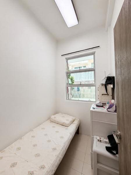 Cedarwood Grove, Cedarwood Grove, Admiralty / Woodlands, 7 Bedrooms, 3,724 sqft, Corner Terrace For Sale, by Dennis Lim, 500252326 - Bedroom - PropertyGuru.com.sg