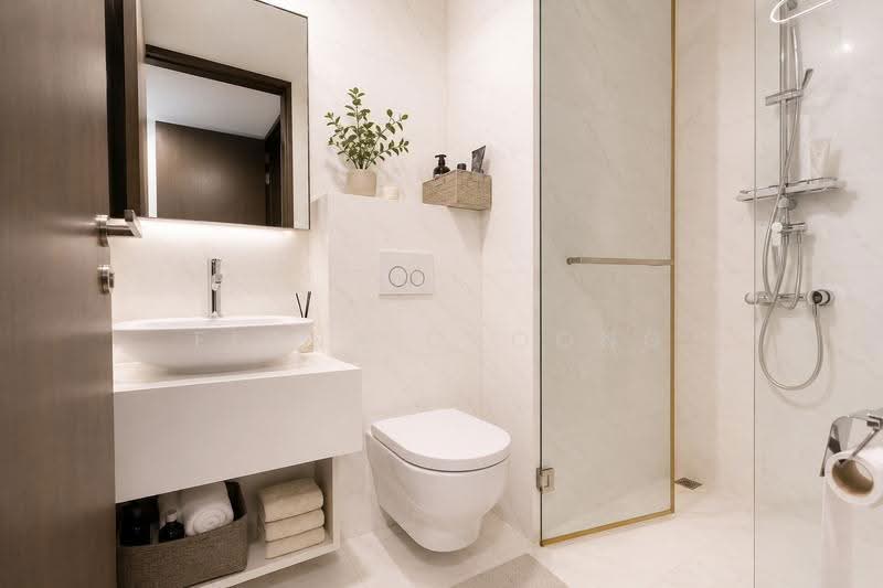 Fulcrum, 33 Fort Road, East Coast / Marine Parade, 2 Bedrooms, 1,055 sqft, Condominium For Rent, by Fiona Choong, 500252345 - Bathroom - PropertyGuru.com.sg