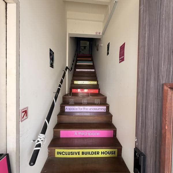 Fnb/cowork space/cafe/MRT, Beach Road / Bugis / Rochor, 1,100 sqft, Food & Beverage For Rent, by Samuel Nah 蓝德明, 500252351 - Corridor - CommercialGuru.com.sg