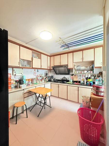 104 Towner Road, 104 Towner Road, Balestier / Toa Payoh, 3 Bedrooms, 1,173 sqft, HDB Flat For Sale, by Jose Loh Zhenhao, 500252353 - Kitchen - PropertyGuru.com.sg