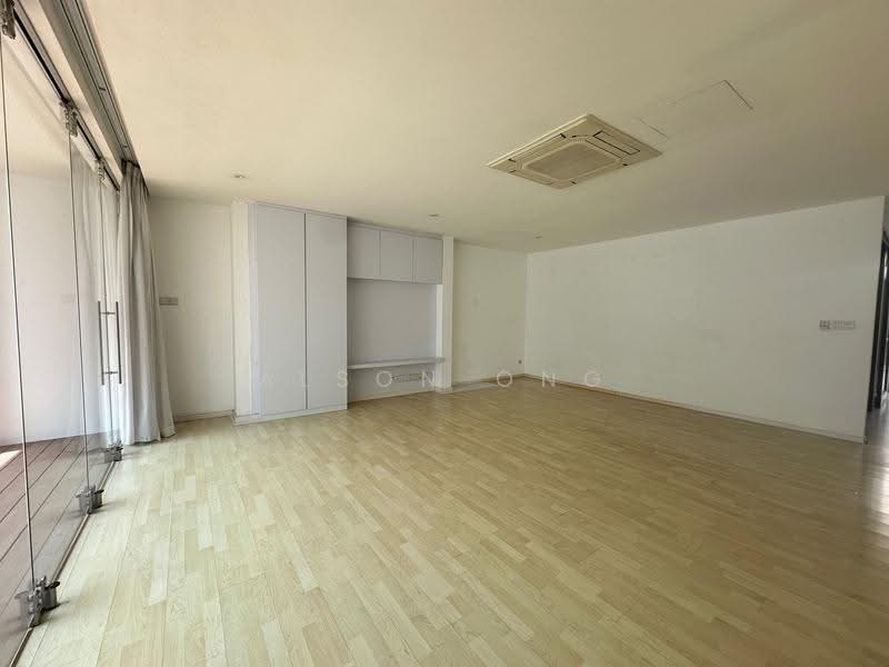 Landed Terrace House @ Eden Grove | Mins Walk to Serangoon, Woodleigh, Bartley MRT & NEX Mall | D19, Upper Serangoon Road, Bartley Road, Woodleigh, Hougang / Punggol / Sengkang, 3 Bedrooms, 2,247 sqft, Terraced House For Rent, by Alson Ong, 500252359 - Interior - PropertyGuru.com.sg