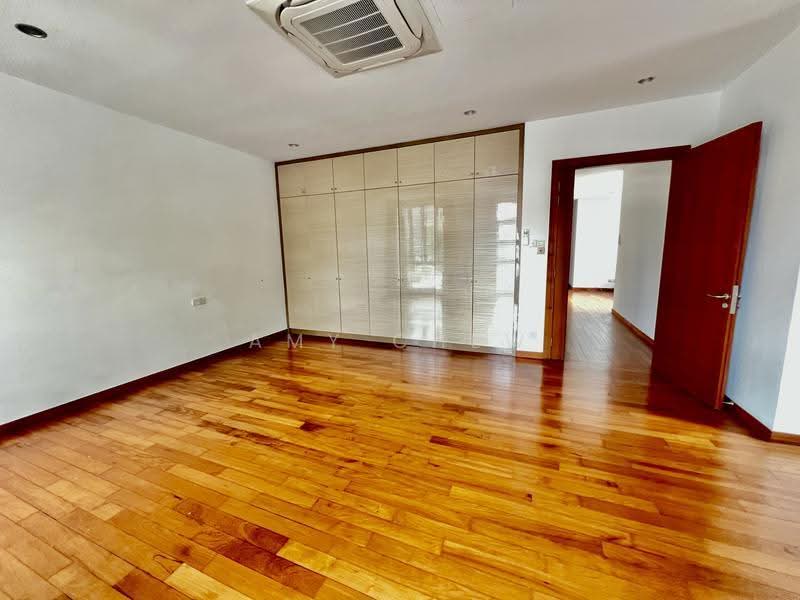 Lovely Contemporary 3 Storey Semi Detached with Inground Pool, Namly Crescent, Tanglin / Holland / Bukit Timah, 5 Bedrooms, 45,050 sqft, Semi-Detached House For Rent, by Amy Chew, 500252373 - Bedroom - PropertyGuru.com.sg