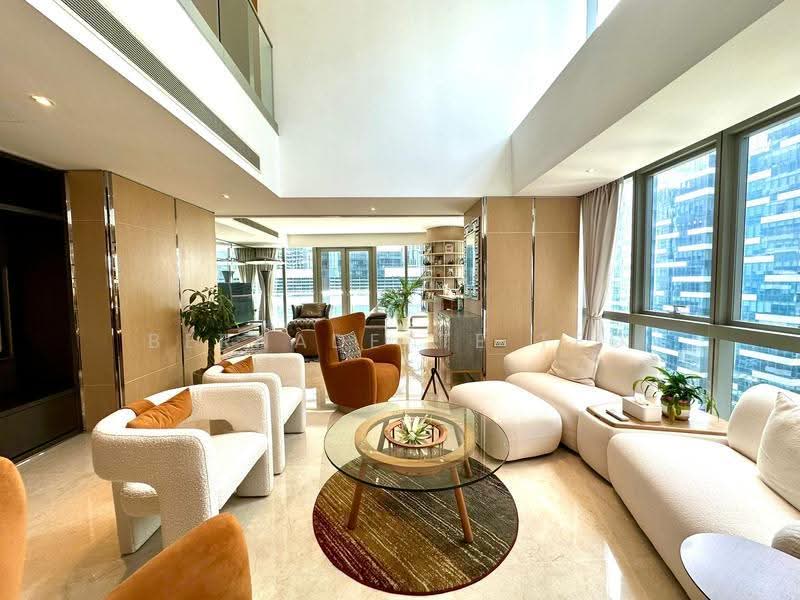 One Shenton, 1 Shenton Way, Boat Quay / Raffles Place / Marina, 5 Bedrooms, 6,082 sqft, Condominium For Sale, by Bernadette Teo, 500252398 - Living Room - PropertyGuru.com.sg