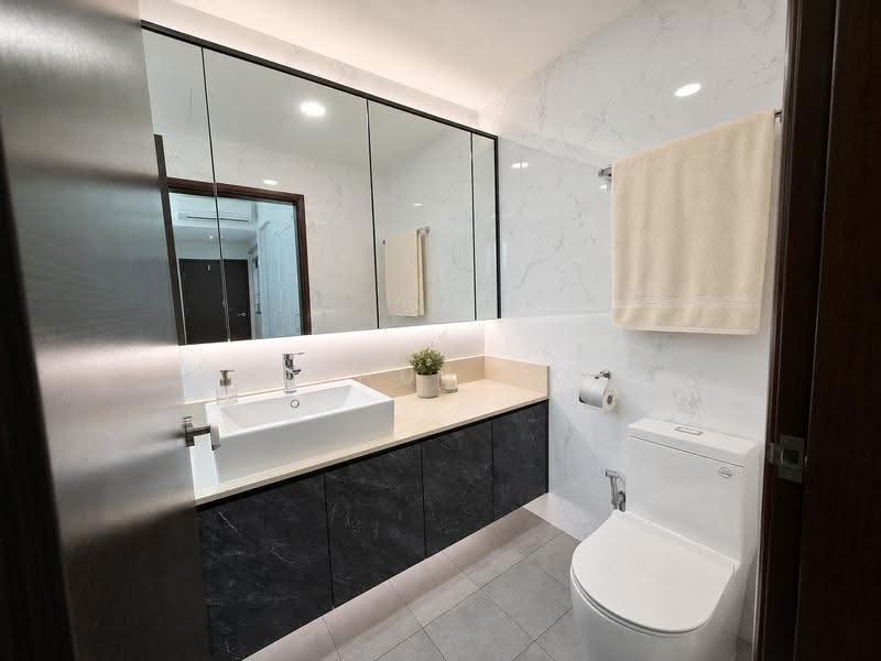 Bishan Loft, 31 Bishan Street 11, Ang Mo Kio / Bishan / Thomson, 3 Bedrooms, 1,173 sqft, Condominium For Sale, by Joshua Foo, 500252422 - Bathroom - PropertyGuru.com.sg