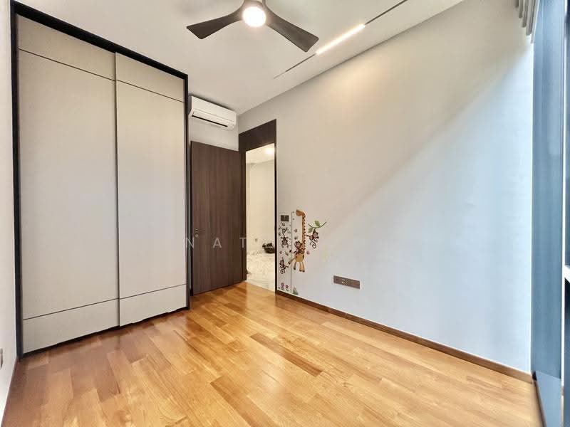 Van Holland, 190 Holland Road, Tanglin / Holland / Bukit Timah, 2 Bedrooms, 1,001 sqft, Condominium For Sale, by Nate Lim, 500252423 - PropertyGuru.com.sg