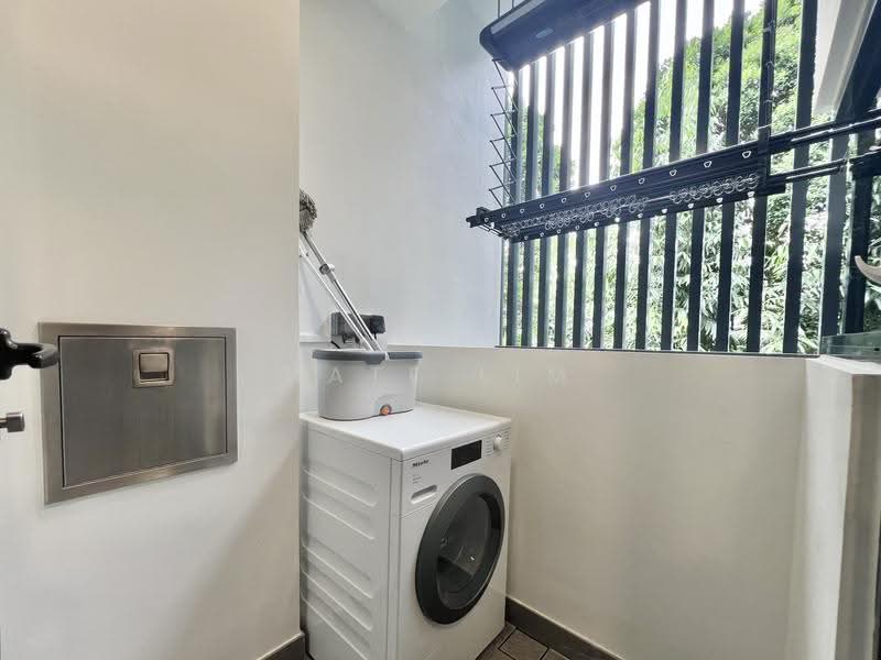 Van Holland, 190 Holland Road, Tanglin / Holland / Bukit Timah, 2 Bedrooms, 1,001 sqft, Condominium For Sale, by Nate Lim, 500252423 - PropertyGuru.com.sg
