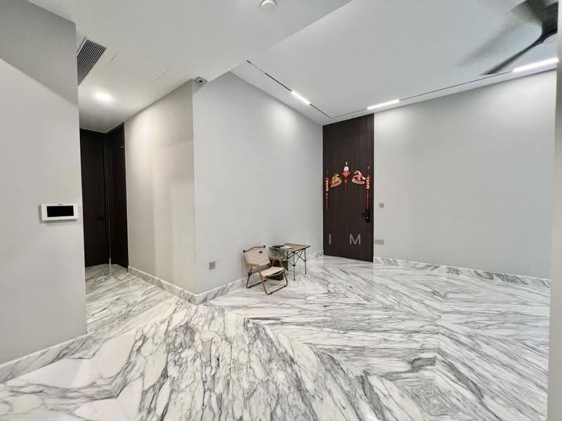 Van Holland, 190 Holland Road, Tanglin / Holland / Bukit Timah, 2 Bedrooms, 1,001 sqft, Condominium For Sale, by Nate Lim, 500252423 - PropertyGuru.com.sg