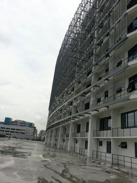 Oxley BizHub 2, 62 Ubi Road 1, Eunos / Geylang / Paya Lebar, 1,023 sqft, Light Industrial (B1) For Sale, by Jane Liu Yan, 500252430 - Exterior - CommercialGuru.com.sg