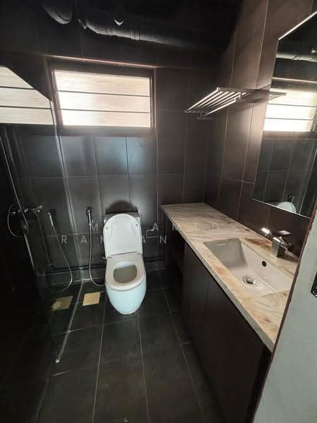 685A Jurong West Street 64, 685A Jurong West Street 64, Boon Lay / Jurong / Tuas, 3 Bedrooms, 1,195 sqft, HDB Flat For Rent, by Mohamed Ramlan Nordin, 500252433 - Bathroom - PropertyGuru.com.sg