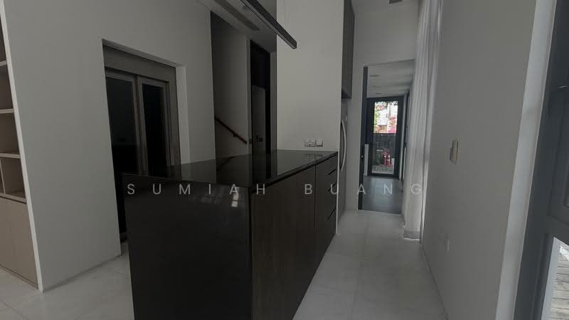 Sixth Avenue, Tanglin / Holland / Bukit Timah, 5 Bedrooms, 3,283 sqft, Cluster House For Rent, by Sumiah Buang, 500252434 - Open Kitchen - PropertyGuru.com.sg
