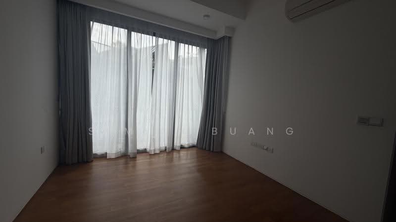 Sixth Avenue, Tanglin / Holland / Bukit Timah, 5 Bedrooms, 3,283 sqft, Cluster House For Rent, by Sumiah Buang, 500252434 - Master Room - PropertyGuru.com.sg