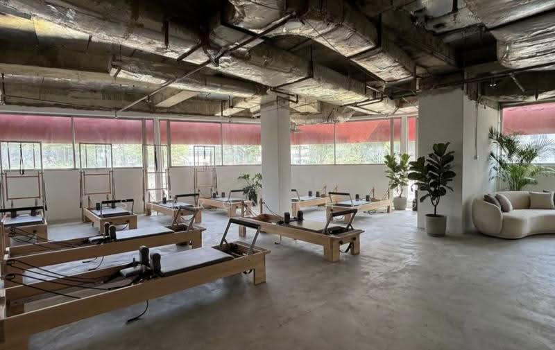 Holland Road Shopping Centre, 211 Holland Avenue, Tanglin / Holland / Bukit Timah, 1,076 sqft, Other Retail For Sale, by Sharon Chong, 500252436 - Interior - CommercialGuru.com.sg