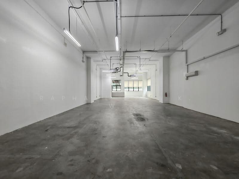 Interlocal Centre, 100G Pasir Panjang Road, Buona Vista / West Coast / Clementi New Town, 1,764 sqft, Light Industrial (B1) For Rent, by Raphael Chua K. W., 500252449 - CommercialGuru.com.sg
