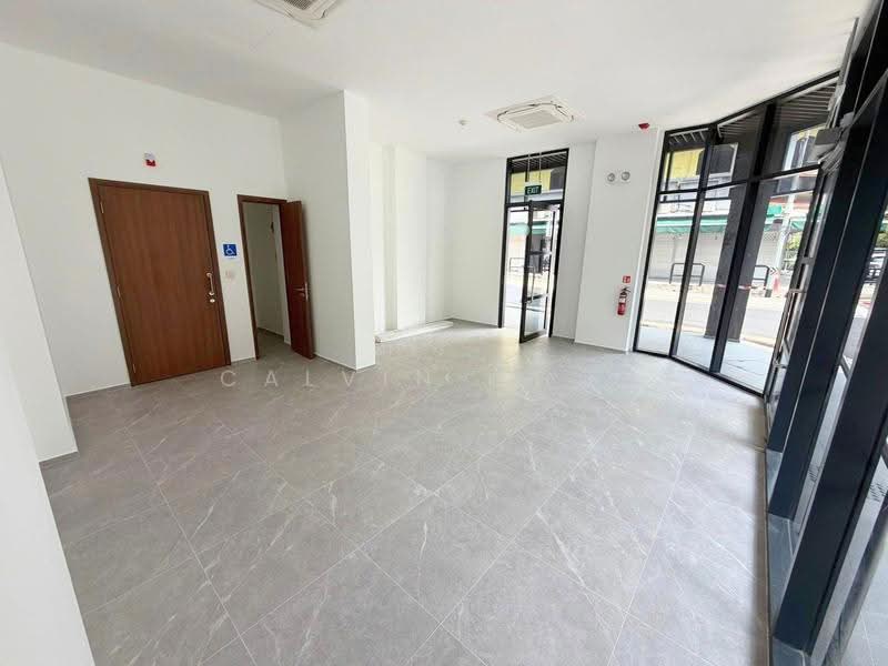 D12, Retail, Service trades, Clinic, Vet, Gym, Beauty, Education Centre, Serangoon Road, Bendemeer Road, Upper Serangoon Road, Balestier / Toa Payoh, 1,030 sqft, Shop / Shophouse For Rent, by Calvin Choh, 500252470 - CommercialGuru.com.sg