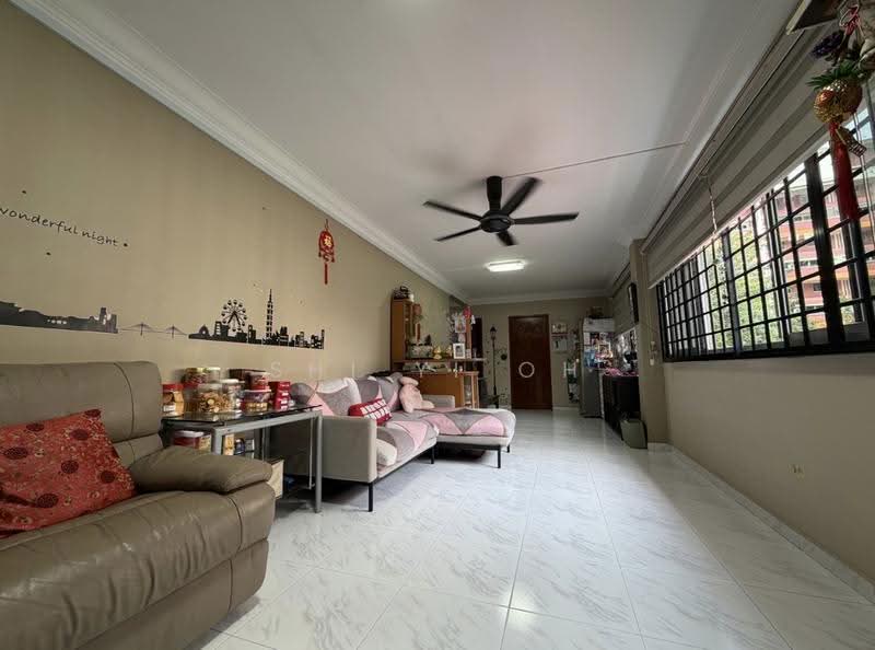 263 Bishan Street 22, 263 Bishan Street 22, Ang Mo Kio / Bishan / Thomson, 3 Bedrooms, 1,206 sqft, HDB Flat For Sale, by Shi Yi Oh, 500252475 - Living Room - PropertyGuru.com.sg