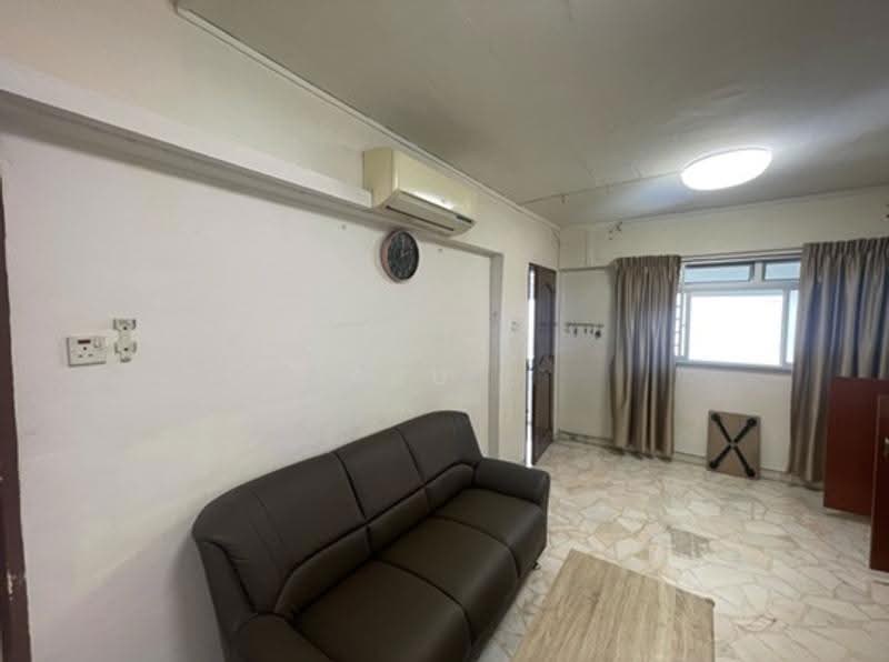 144 Tampines Street 12, 144 Tampines Street 12, Pasir Ris / Tampines, 2 Bedrooms, 700 sqft, HDB Flat For Rent, by Abu ., 500252480 - Living Room - PropertyGuru.com.sg