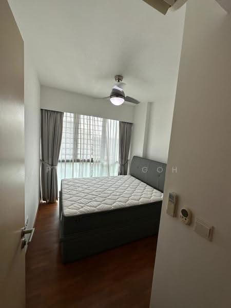 Esparina Residences, 113 Compassvale Bow, Hougang / Punggol / Sengkang, 3 Bedrooms, 1,066 sqft, Condominium For Sale, by Pamela Goh, 500252488 - Bedroom - PropertyGuru.com.sg