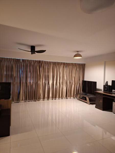 785C Woodlands Rise, 785C Woodlands Rise, Admiralty / Woodlands, 3 Bedrooms, 1,216 sqft, HDB Flat For Sale, by Karenina Tan, 500252491 - Living Room - PropertyGuru.com.sg