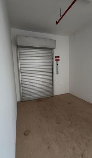 Sharely Warehouse, 51 Tannery Lane, Macpherson / Potong Pasir, 1,378 sqft, Light Industrial (B1) For Rent, by Marcus Toh, 500252512 - Roller shuttle to cargo lift - CommercialGuru.com.sg