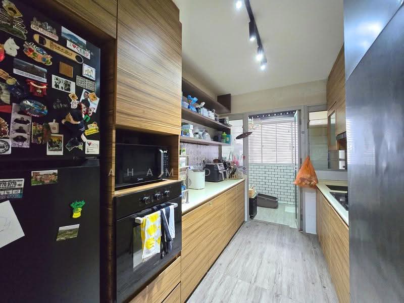 414B Fernvale Link, 414B Fernvale Link, Seletar / Yio Chu Kang, 3 Bedrooms, 1,001 sqft, HDB Flat For Sale, by Ahamed Sha, 500252518 - Kitchen - PropertyGuru.com.sg