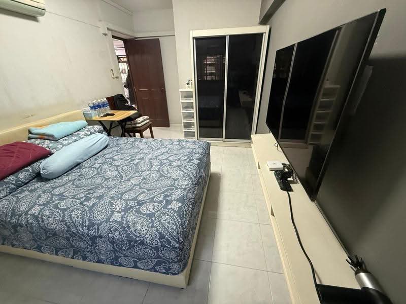 122D Rivervale Drive, 122D Rivervale Drive, Hougang / Punggol / Sengkang, 3 Bedrooms, 90 sqft, HDB Flat For Sale, by G. Rajan, 500252522 - Bedroom - PropertyGuru.com.sg