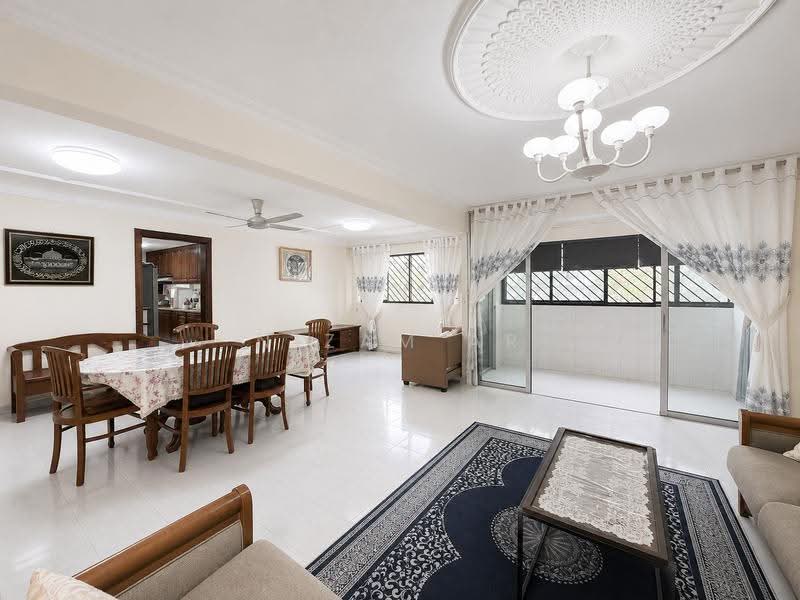 786 Yishun Ring Road, 786 Yishun Ring Road, Sembawang / Yishun, 3 Bedrooms, 1,302 sqft, HDB Flat For Sale, by Nizam AR, 500252530 - Living Room - PropertyGuru.com.sg