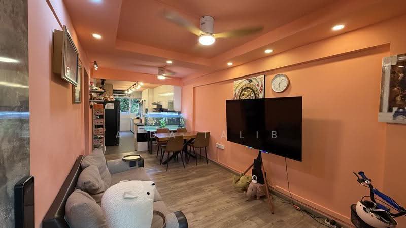 607 Ang Mo Kio Avenue 4, 607 Ang Mo Kio Avenue 4, Ang Mo Kio / Bishan / Thomson, 2 Bedrooms, 732 sqft, HDB Flat For Sale, by Aida Talib, 500252539 - Living Room - PropertyGuru.com.sg