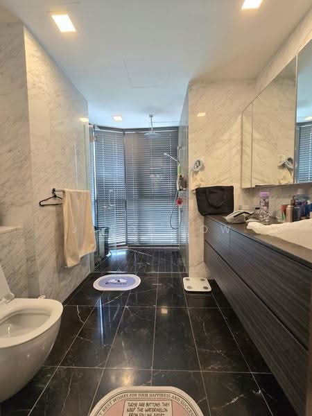 Amber Skye, 8 Amber Road, East Coast / Marine Parade, 2 Bedrooms, 1,119 sqft, Apartment For Sale, by Jason Low, 500252547 - Bathroom - PropertyGuru.com.sg
