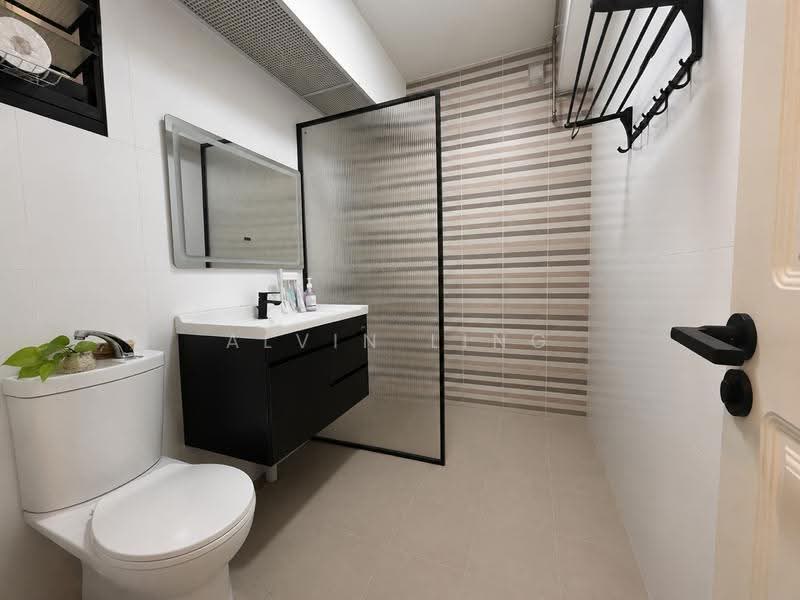 419A Northshore Drive, 419A Northshore Drive, Hougang / Punggol / Sengkang, 2 Bedrooms, 721 sqft, HDB Flat For Sale, by Alvin Ling, 500252548 - Bathroom - PropertyGuru.com.sg