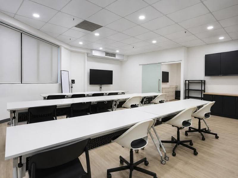 The Bencoolen, 180A Bencoolen Street, Beach Road / Bugis / Rochor, 753 sqft, Office For Sale, by Vanessa Sim, 500252550 - CommercialGuru.com.sg