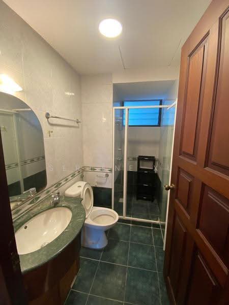 Westmere, 71 Jurong East Street 13, Boon Lay / Jurong / Tuas, Room Rental, 100 sqft, Condominium For Rent, by Serlene Xu, 500252558 - Bathroom - PropertyGuru.com.sg
