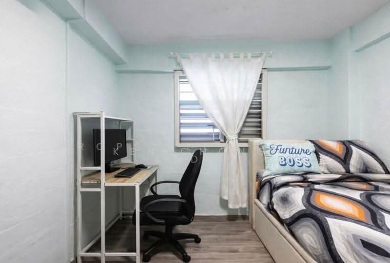 47 Marine Crescent, 47 Marine Crescent, East Coast / Marine Parade, 2 Bedrooms, 700 sqft, HDB Flat For Sale, by Ken CHONG, 500252569 - Bedroom - PropertyGuru.com.sg