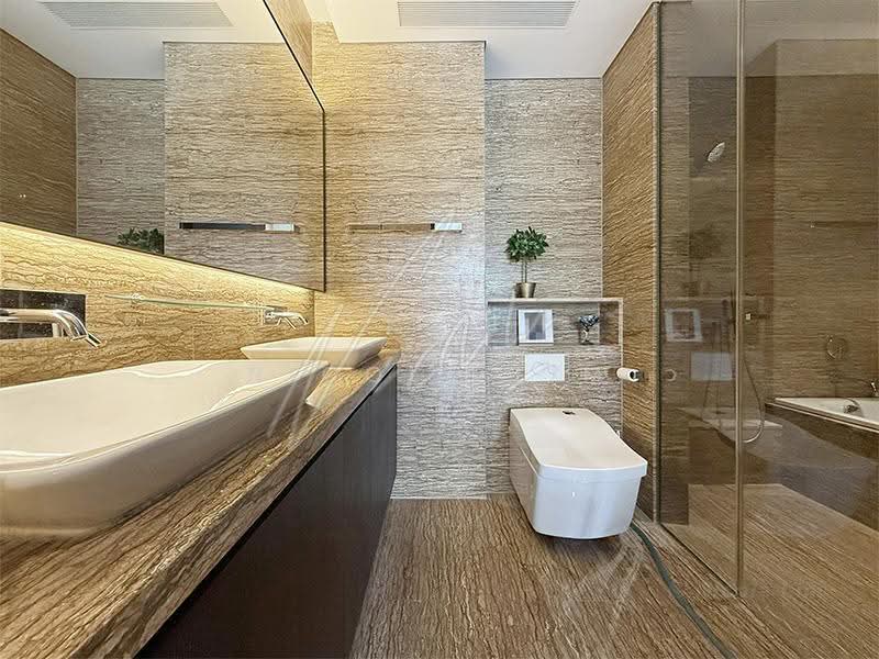 Corals at Keppel Bay, 5 Keppel Bay Drive, Harbourfront / Telok Blangah, 4 Bedrooms, 3,057 sqft, Condominium For Sale, by Nicole Lim, 500252572 - Master Bedroom Ensuite - PropertyGuru.com.sg