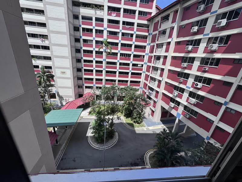 210 Bishan Street 23, 210 Bishan Street 23, Ang Mo Kio / Bishan / Thomson, 3 Bedrooms, 1,109 sqft, HDB Flat For Sale, by Helen HU, 500252574 - Exterior - PropertyGuru.com.sg