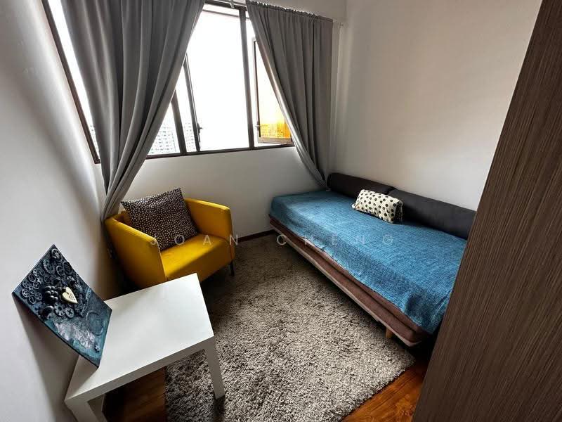 Seaside Residences, 18 Siglap Link, East Coast / Marine Parade, 2 Bedrooms, 678 sqft, Apartment For Sale, by Joan Cheng, 500252575 - Bedroom - PropertyGuru.com.sg